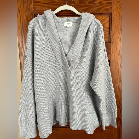 aerie Tops - Aerie Cozy V-Neck Hooded Sweater - Light Gray, XL